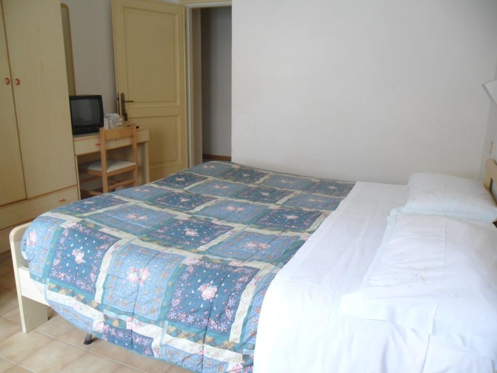 Albergo Giardino Badia Prataglia Szoba fotó